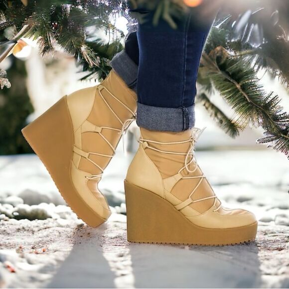 STEVE MADDEN Atomic Wedge Lace-Up Bootie - 8.5 - Picture 10 of 10